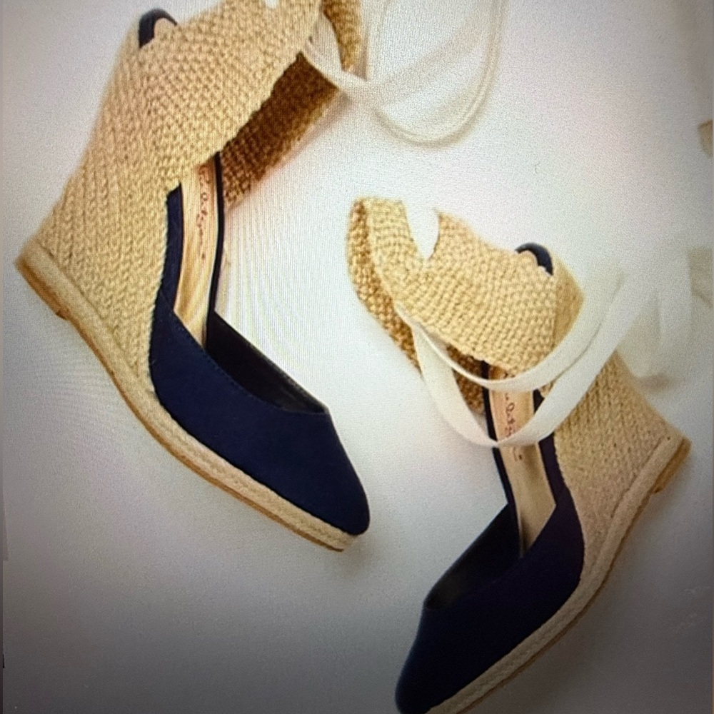Lily Pulitzer Kate Navy Blue Wedge Espadrilles- Size 6.5 EUC
